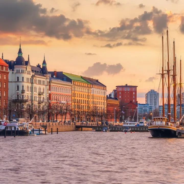 ESTONIA, LETONIA, LITUANIA și FINLANDA